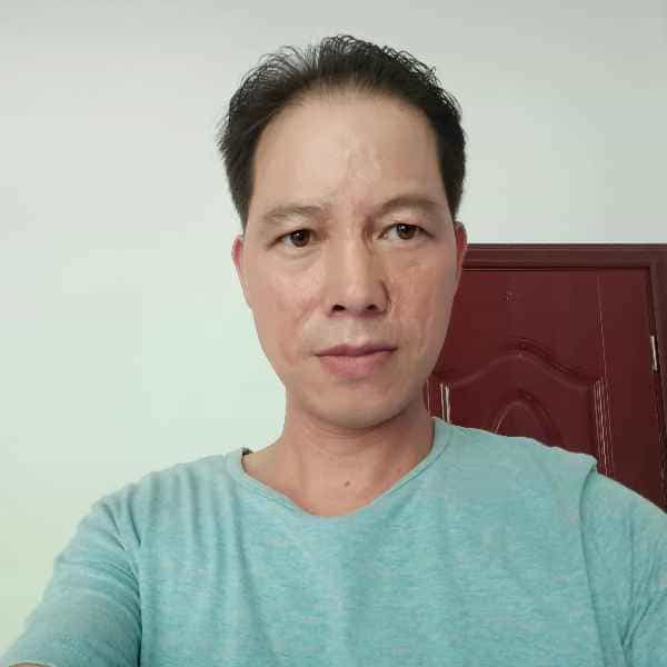 43岁岁陕西单身帅哥 - 凉山吉缘网