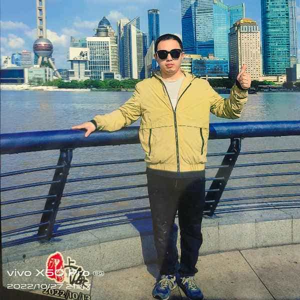 34岁岁江苏单身帅哥 - 凉山吉缘网