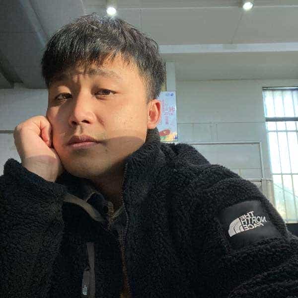 31岁岁湖南单身帅哥 - 凉山吉缘网