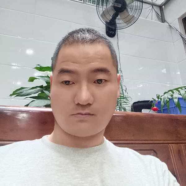 37岁岁福建单身帅哥 - 凉山吉缘网