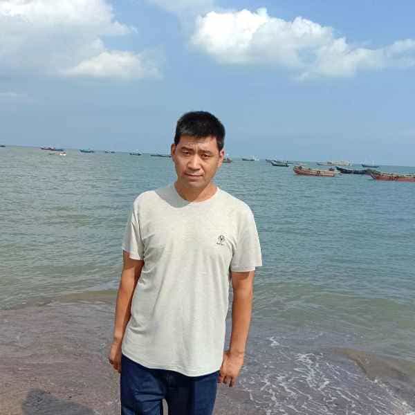 44岁岁辽宁单身帅哥 - 凉山吉缘网