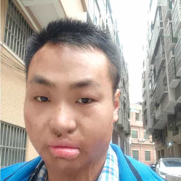 33岁岁湖北单身帅哥 - 凉山吉缘网