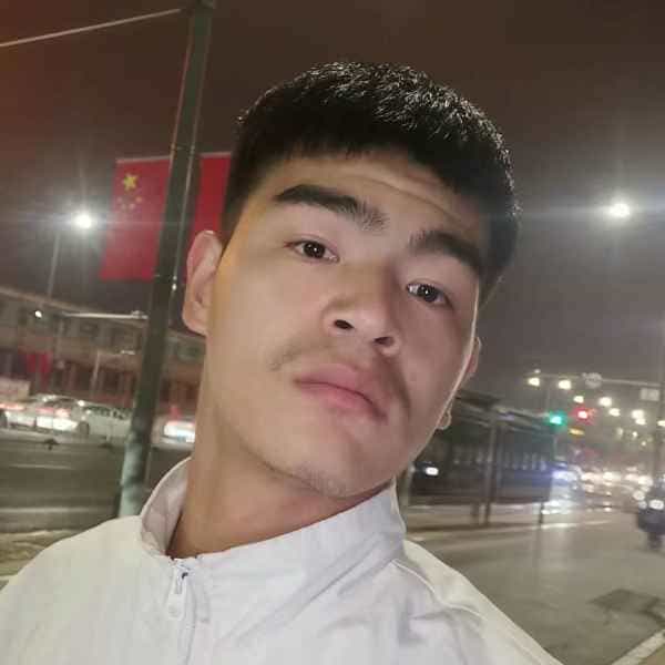 23岁岁山西单身帅哥 - 凉山吉缘网