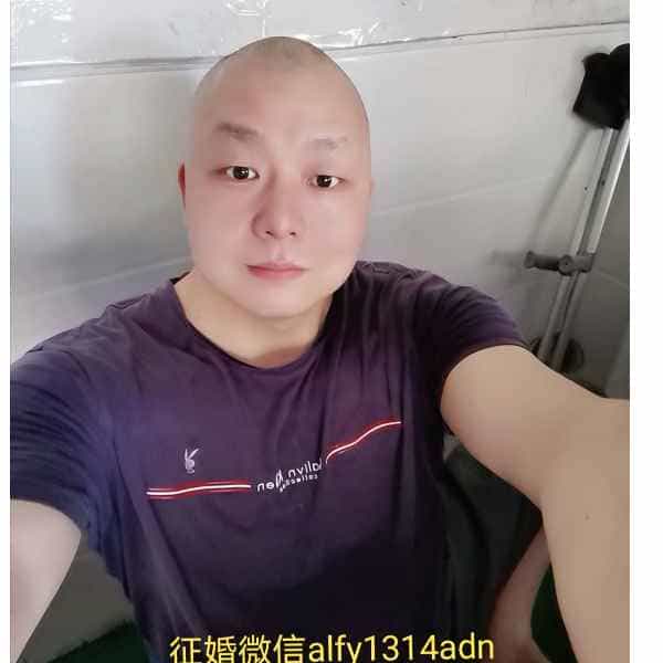45岁岁湖南单身帅哥 - 凉山吉缘网