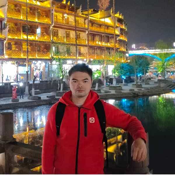39岁岁广东单身帅哥 - 凉山吉缘网