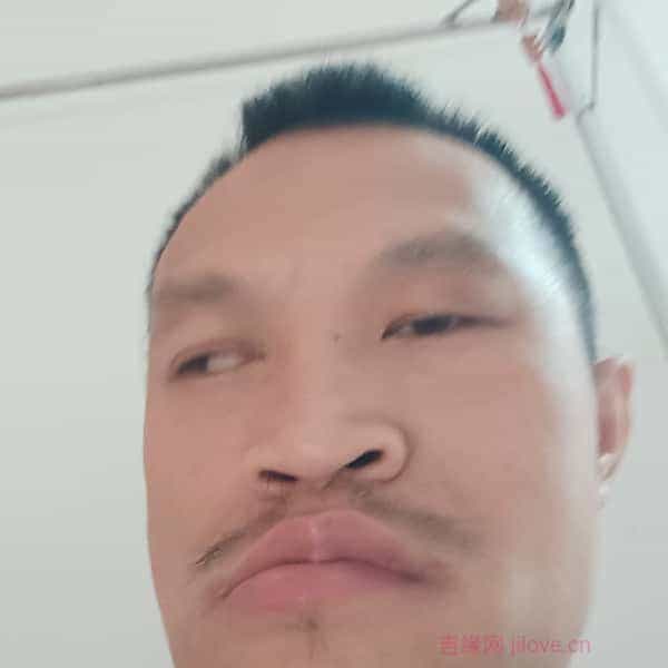 33岁岁广东单身帅哥 - 凉山吉缘网